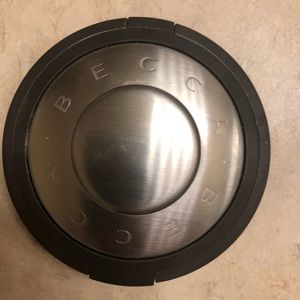 Becca Highlighter in Moonstone